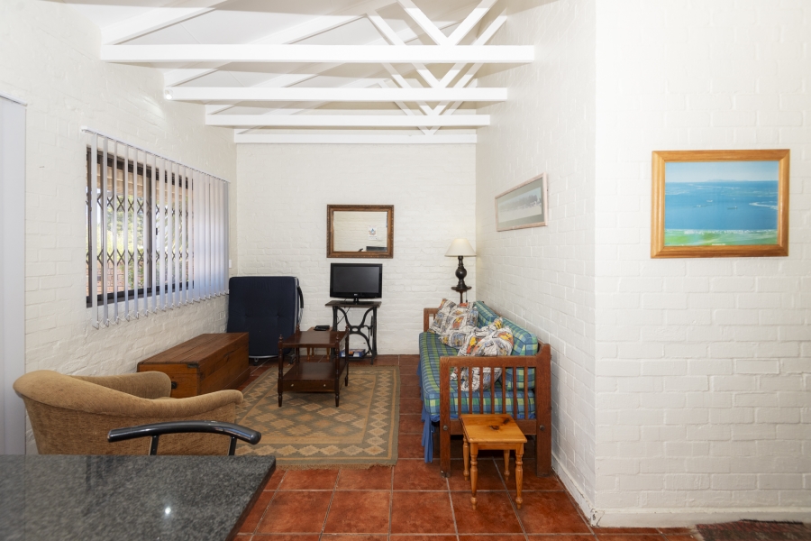 4 Bedroom Property for Sale in Middedorp Western Cape